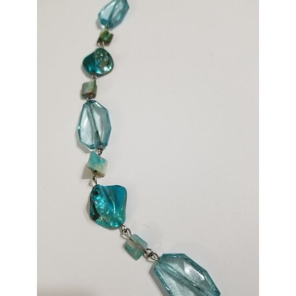 Thirty inch teal necklace teal shell beads b83 - Picture 7 of 8